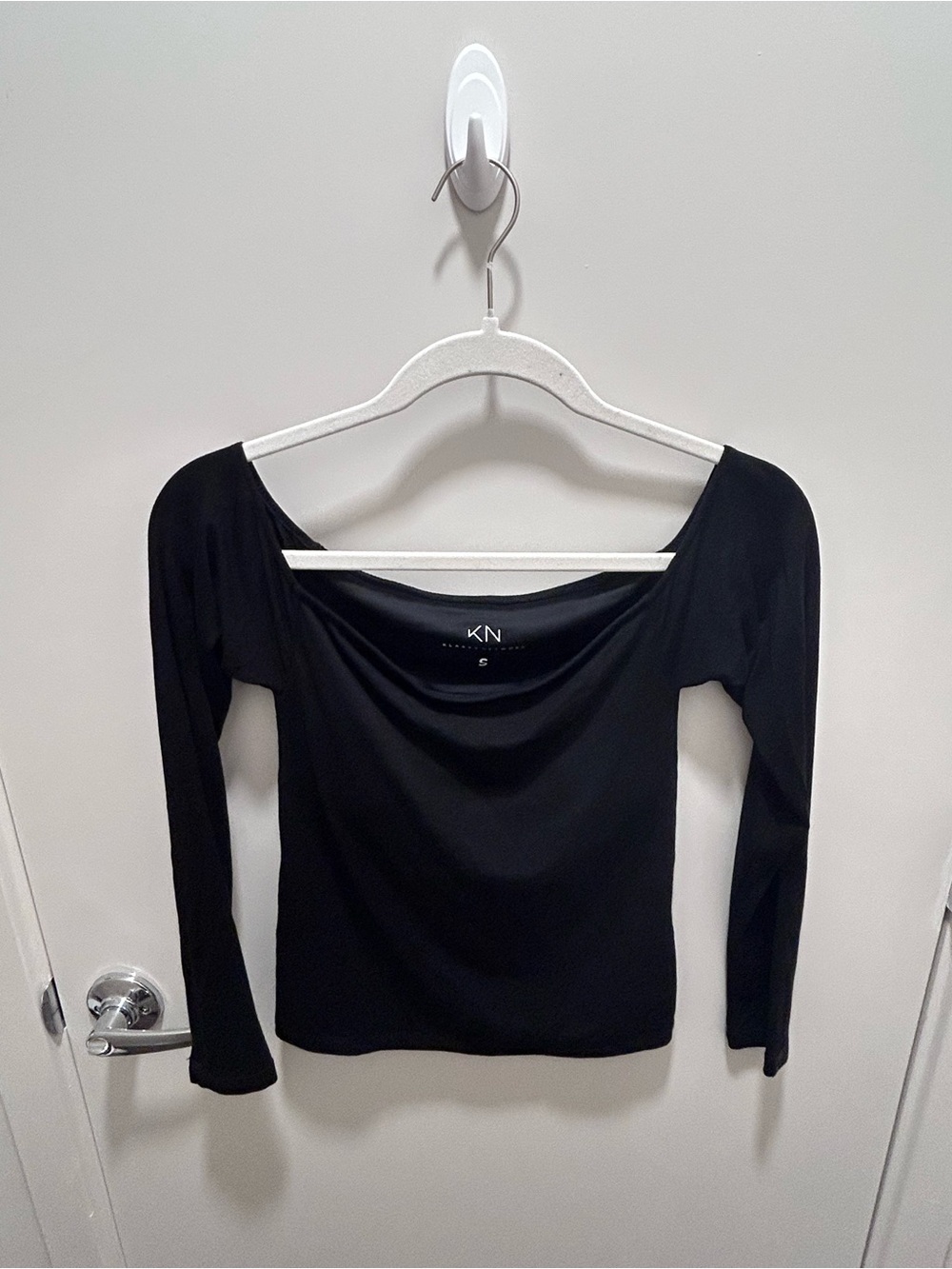 Klassy Network Black Off The Shoulder Long Sleeve Brami